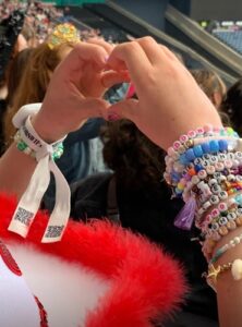 A photo from a review of Taylor Swift Waterslide Nail Decals – Clear Transparent A7 Sheet.
